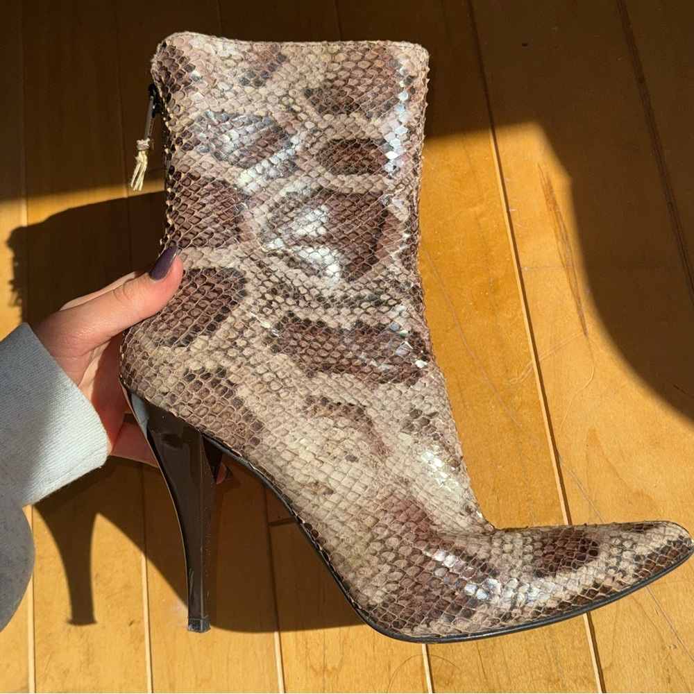 Stuart Wietzman boots - Picture 12 of 16